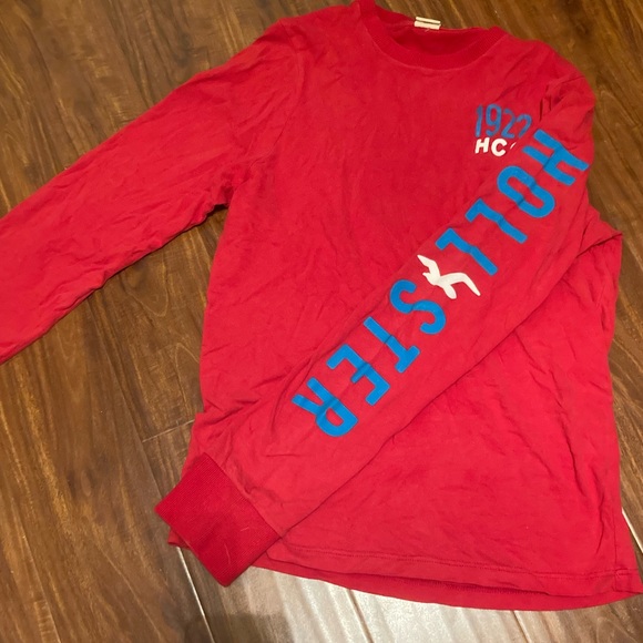 HOLLISTER Long Sleeve; Size Medium - Picture 6 of 9